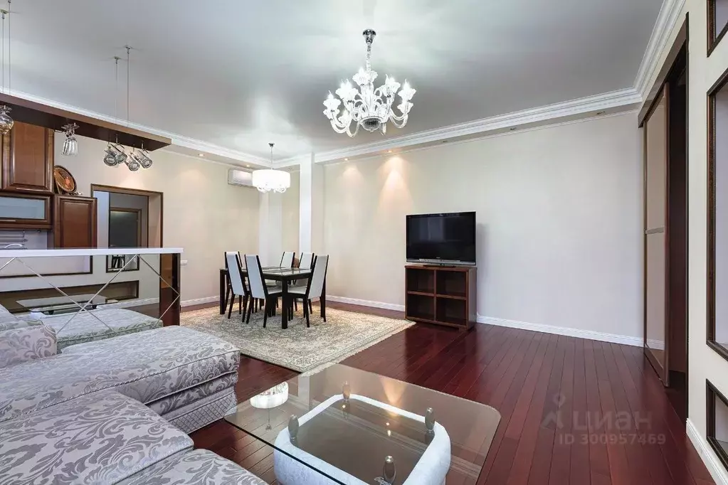 4-к кв. Новосибирская область, Новосибирск ул. Кирова, 46 (120.0 м) - Фото 1