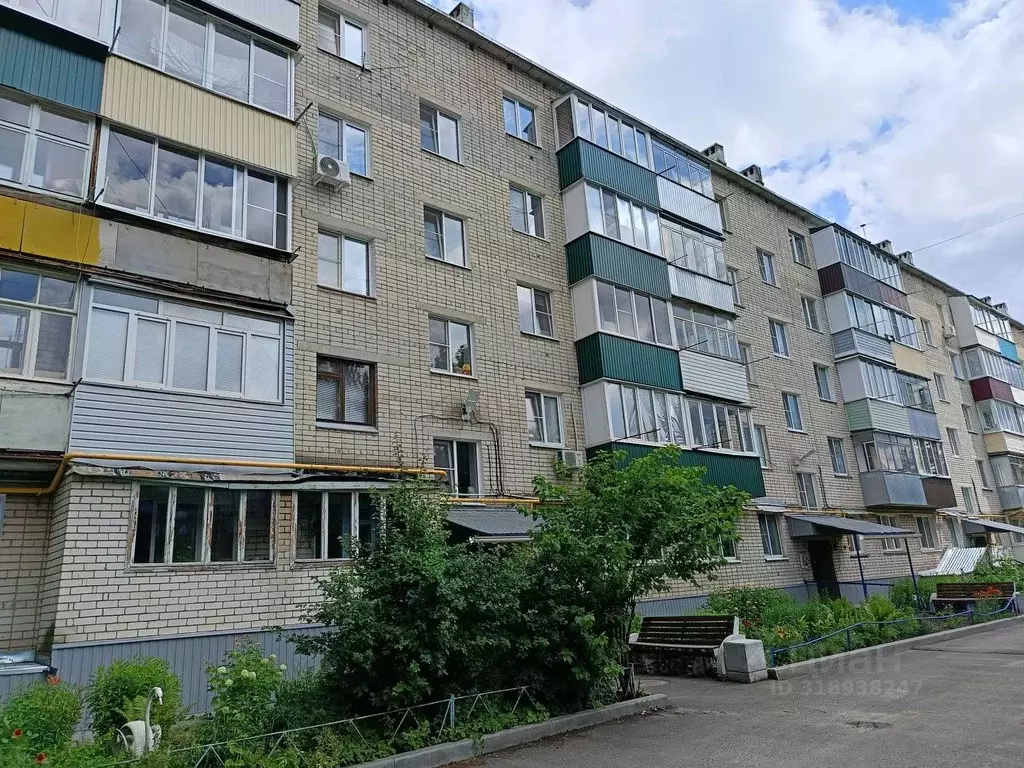 4-к кв. Тамбовская область, Котовск Профсоюзная ул., 7 (61.6 м) - Фото 0