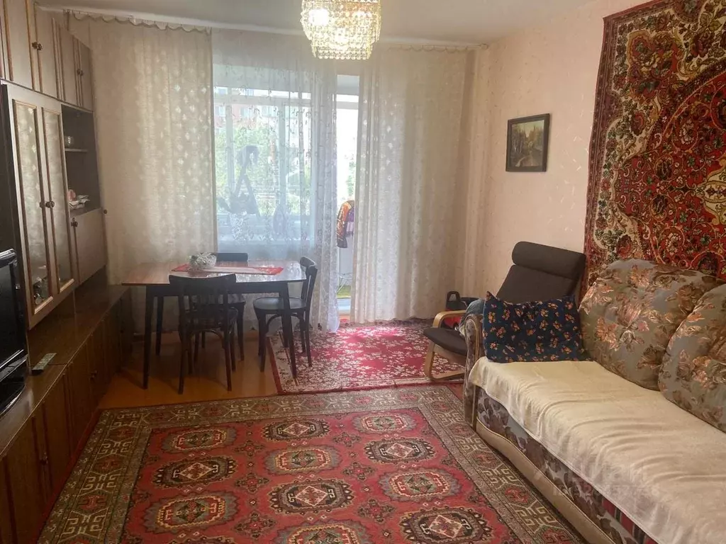 3-к кв. Омская область, Омск ул. Сергея Лазо, 18 (60.6 м) - Фото 1