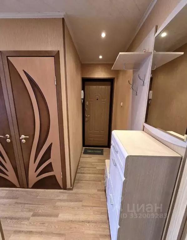 2-к кв. Волгоградская область, Камышин 5-й мкр, 40 (47.7 м) - Фото 2