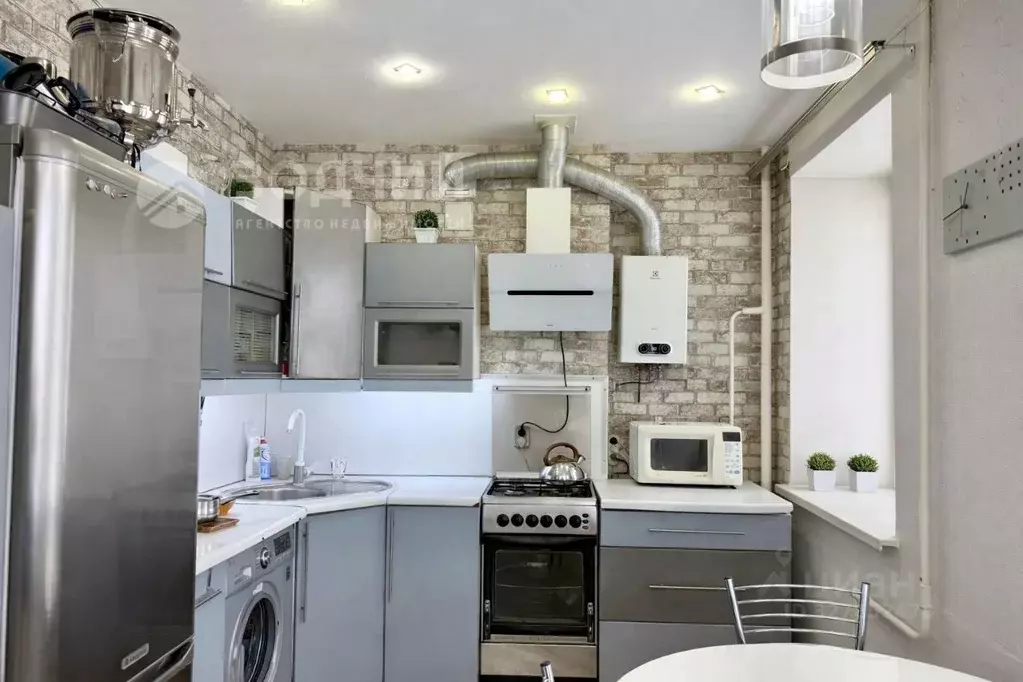 3-к кв. Чувашия, Канаш просп. Ленина, 37 (70.8 м) - Фото 1