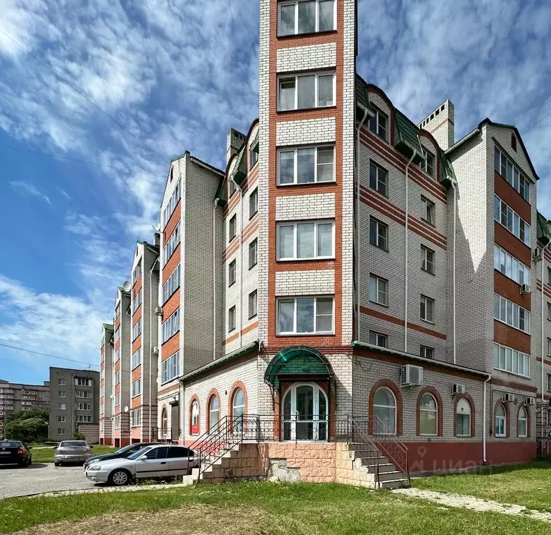 Офис в Новгородская область, Великий Новгород просп. Александра ... - Фото 1
