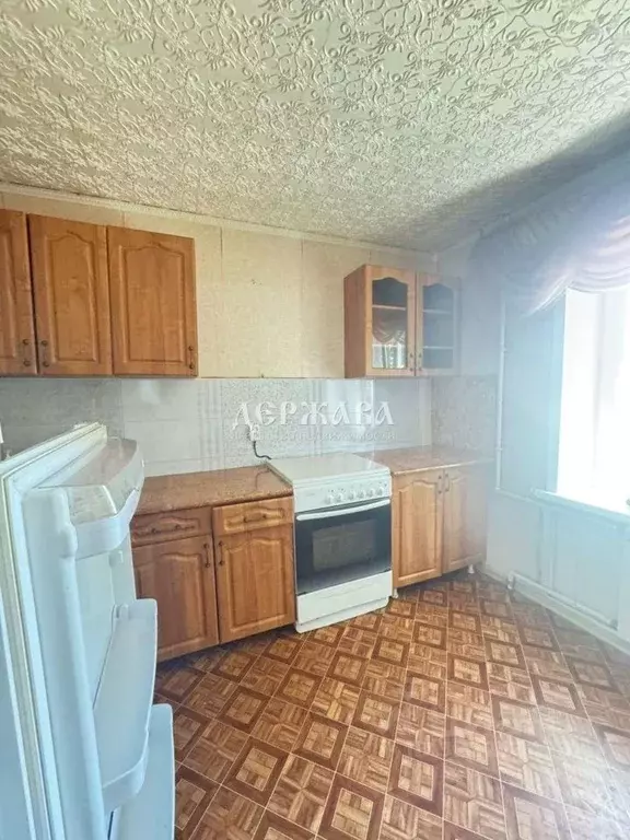 2-к кв. Белгородская область, Старый Оскол Приборостроитель мкр, 54к1 ... - Фото 2