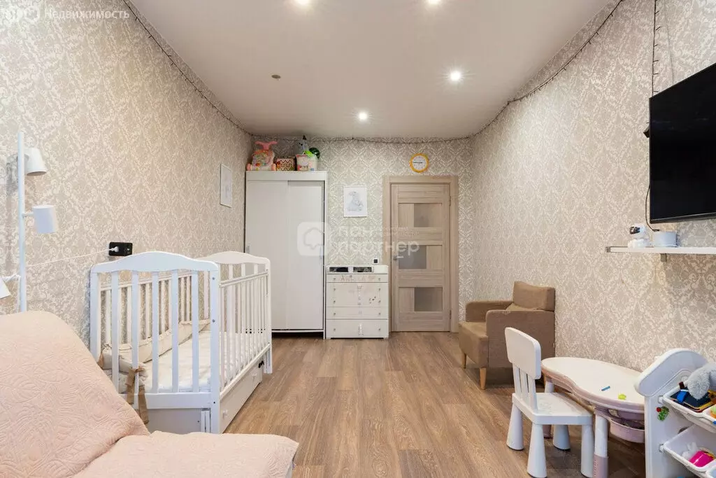 1-комнатная квартира: Гатчина, улица Красных Военлётов, 2А (39 м) - Фото 1