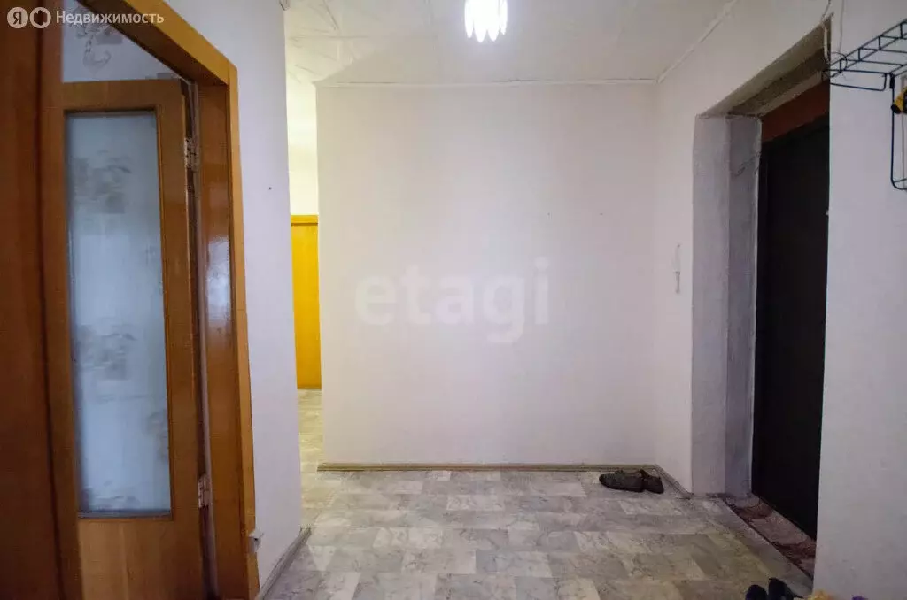 2-комнатная квартира: Заводоуковск, улица Мелиораторов, 8 (46.8 м) - Фото 2