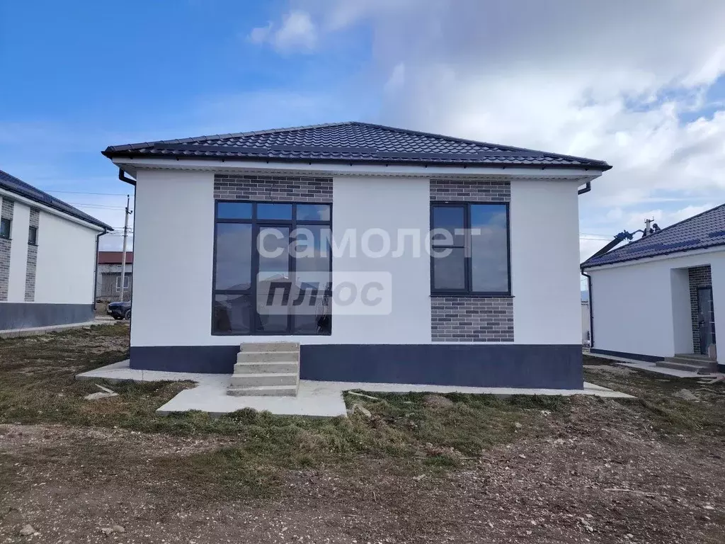 Дом в Краснодарский край, Новороссийск городской округ, Семигорский ... - Фото 0