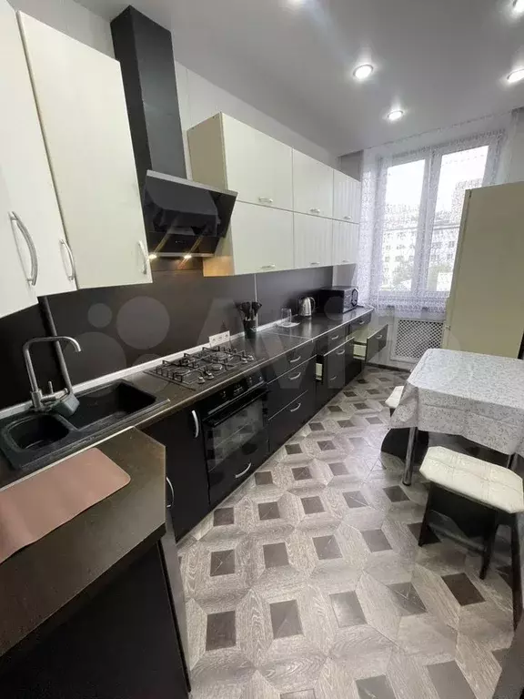 2-к. квартира, 56 м, 3/5 эт. - Фото 1