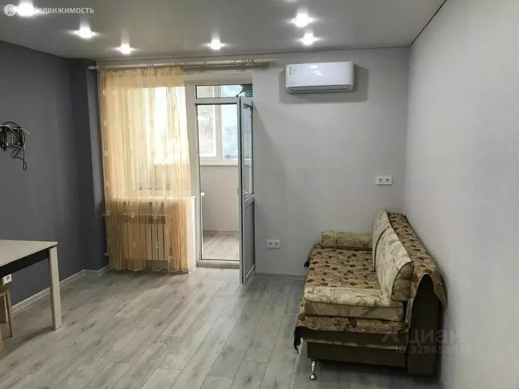 Квартира-студия: Ростов-на-Дону, Заводская улица, 35 (30 м) - Фото 1