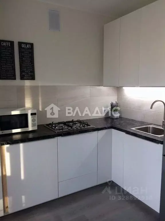 1-к кв. Калининградская область, Калининград Батальная ул., 7 (35.0 м) - Фото 2