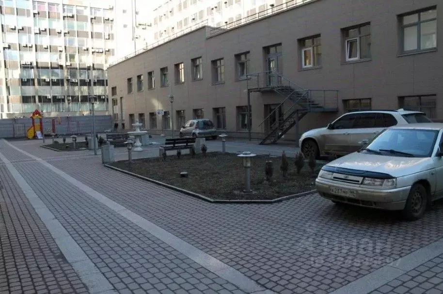 Помещение свободного назначения в Санкт-Петербург пл. Конституции, 1к2 ... - Фото 1