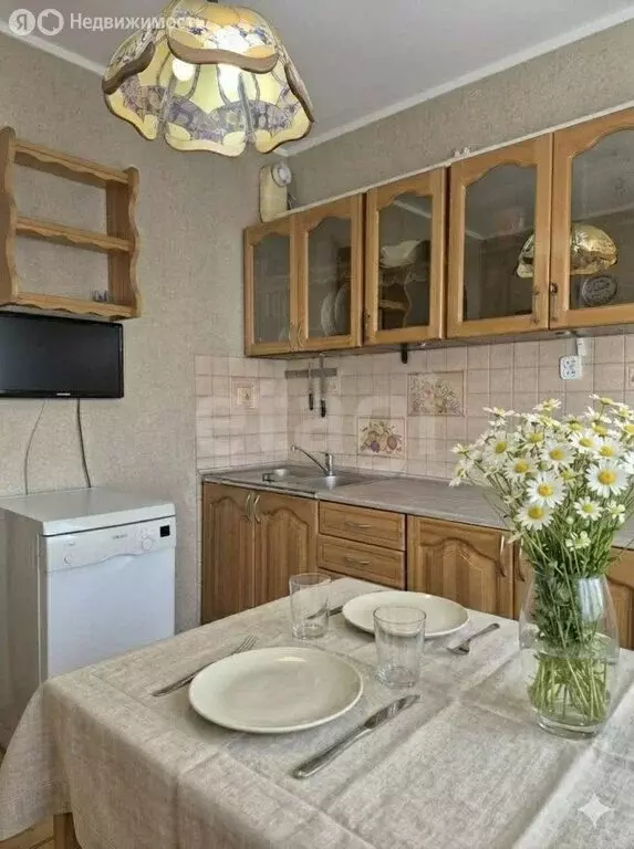 3-комнатная квартира: Калининград, бульвар Любови Шевцовой, 35 (64 м) - Фото 1