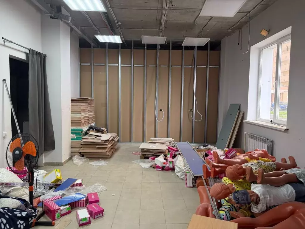 Торговая площадь в Татарстан, Казань ул. Айрата Арсланова, 6 (71 м) - Фото 0