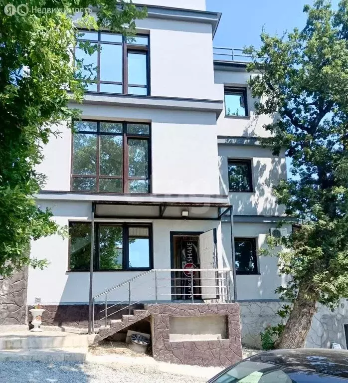 Дом в посёлок городского типа Кореиз, Алупкинское шоссе, 52Г (300 м) - Фото 0