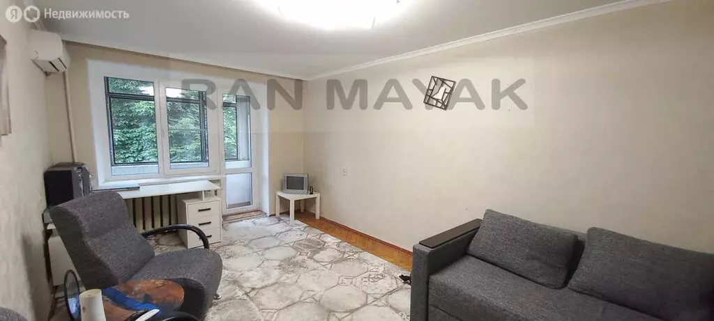 1-комнатная квартира: Майкоп, улица Димитрова, 13 (33 м) - Фото 1