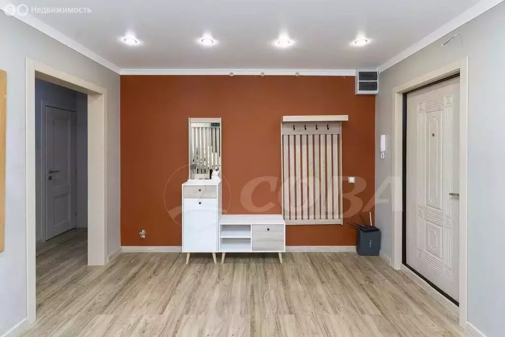 3-комнатная квартира: Тюмень, улица Федюнинского, 62 (86 м) - Фото 0