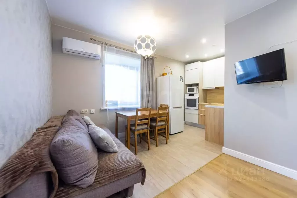 2-к кв. Хабаровский край, Хабаровск Совхозная ул., 35/1Б (54.5 м) - Фото 0