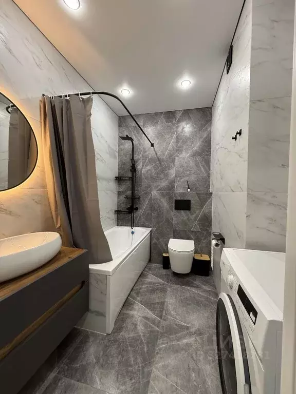 Студия Свердловская область, Екатеринбург ул. Академика Ландау, 39 ... - Фото 1