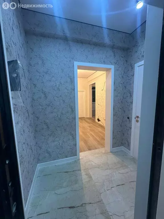 1-комнатная квартира: Махачкала, улица Ирчи Казака, 37 (52 м) - Фото 1
