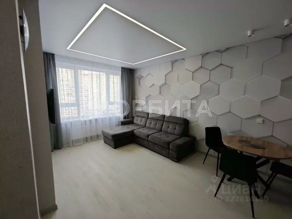 1-к кв. Тюменская область, Тюмень ул. Василия Подшибякина, 11 (38.3 м) - Фото 2