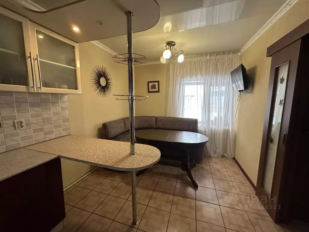 Дом в Оренбургская область, Оренбург 51-я линия (163 м) - Фото 1