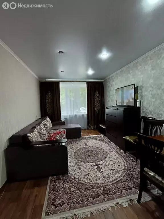 3-комнатная квартира: Таганрог, улица Щаденко, 88 (62 м) - Фото 1