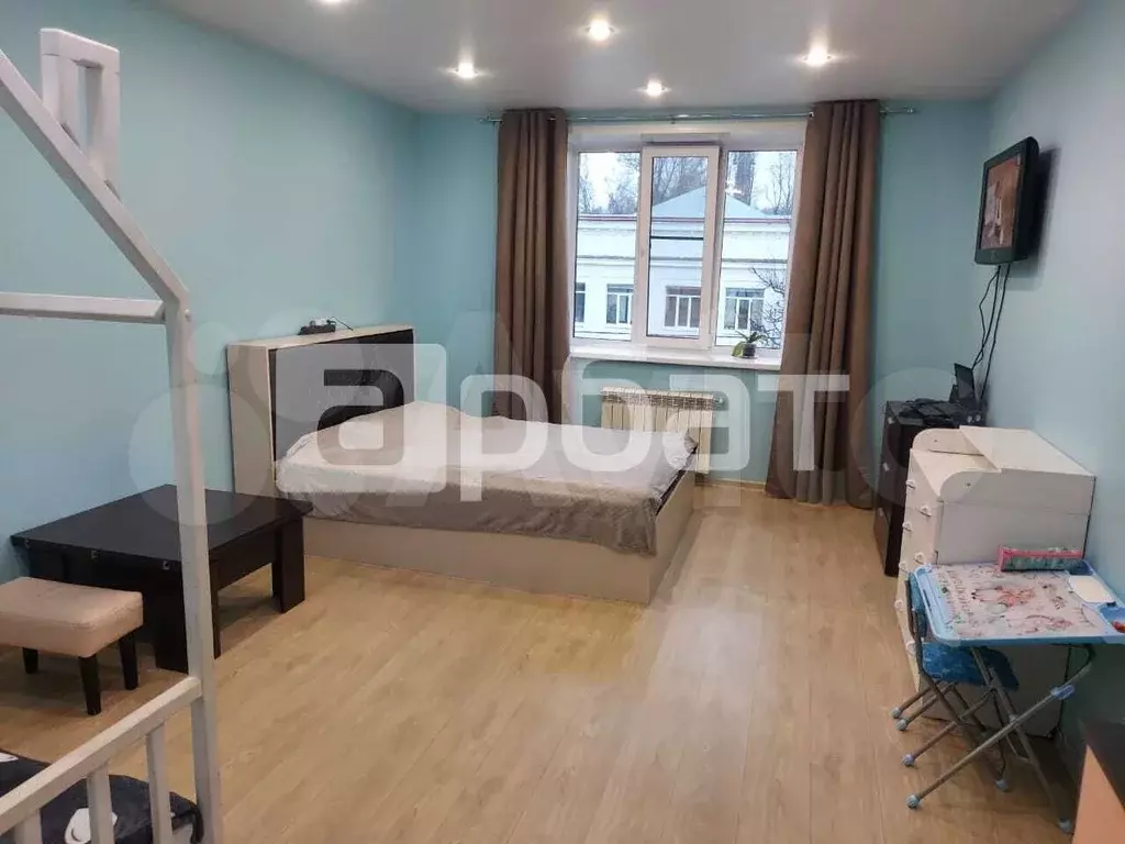 1-к. квартира, 50 м, 3/3 эт. - Фото 0