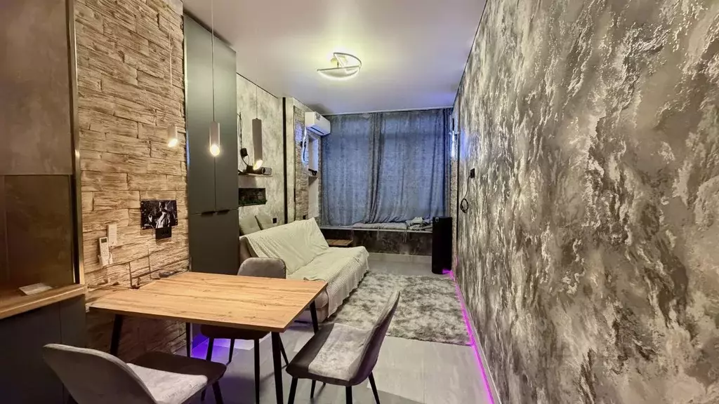 1-к кв. Кабардино-Балкария, Нальчик ул. Атажукина, 11 (62.1 м) - Фото 1