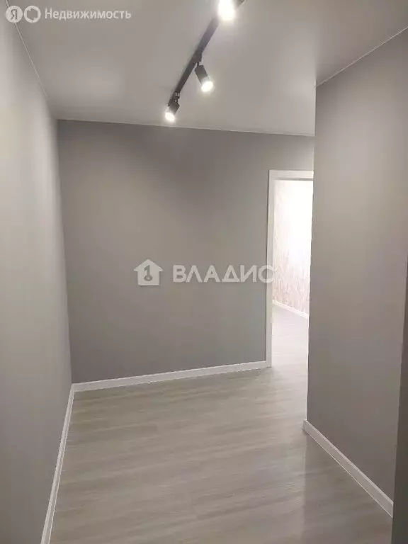 2-комнатная квартира: Чигири, улица Василенко, 5/3 (49.3 м) - Фото 1