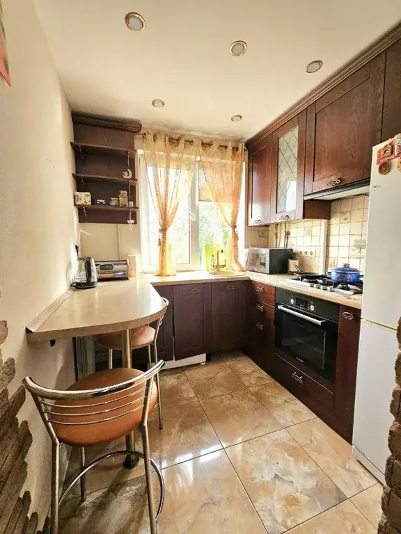 2-к кв. Волгоградская область, Волгоград ул. Кирова, 151 (46.0 м) - Фото 0