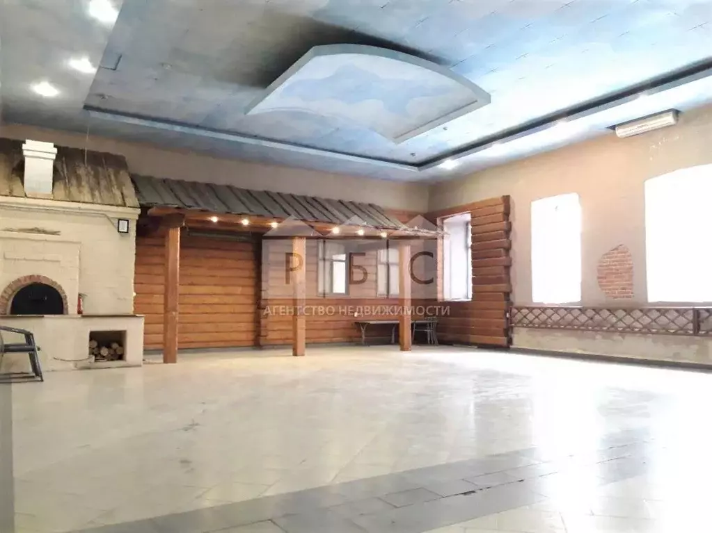 Помещение свободного назначения в Саратовская область, Энгельс ул. ... - Фото 1