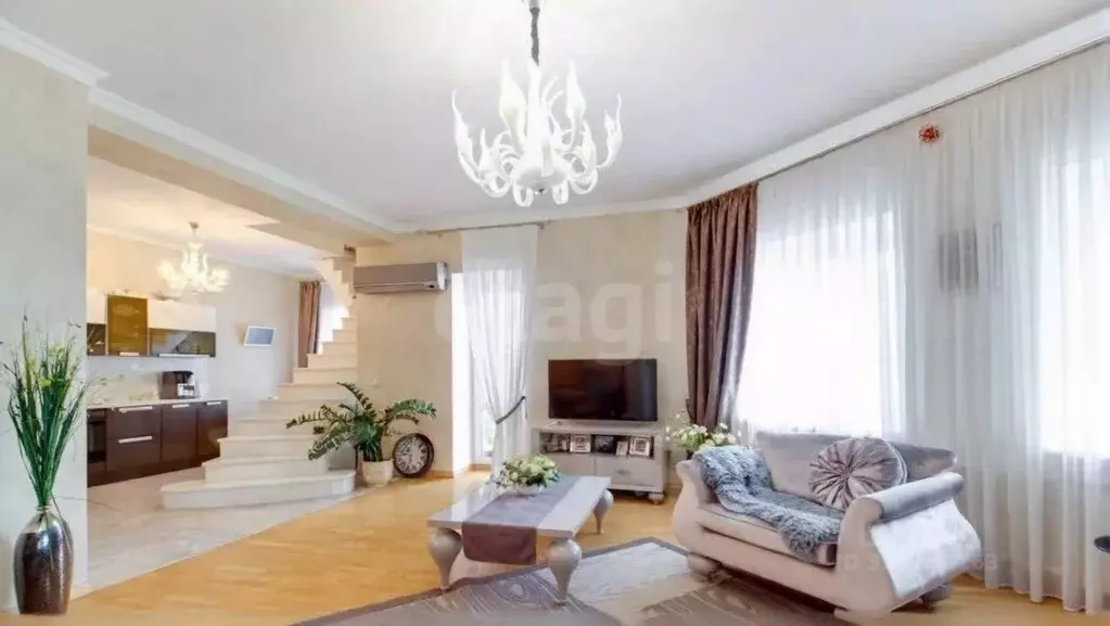 4-к кв. Хабаровский край, Хабаровск Комсомольская ул., 62 (137.1 м) - Фото 1