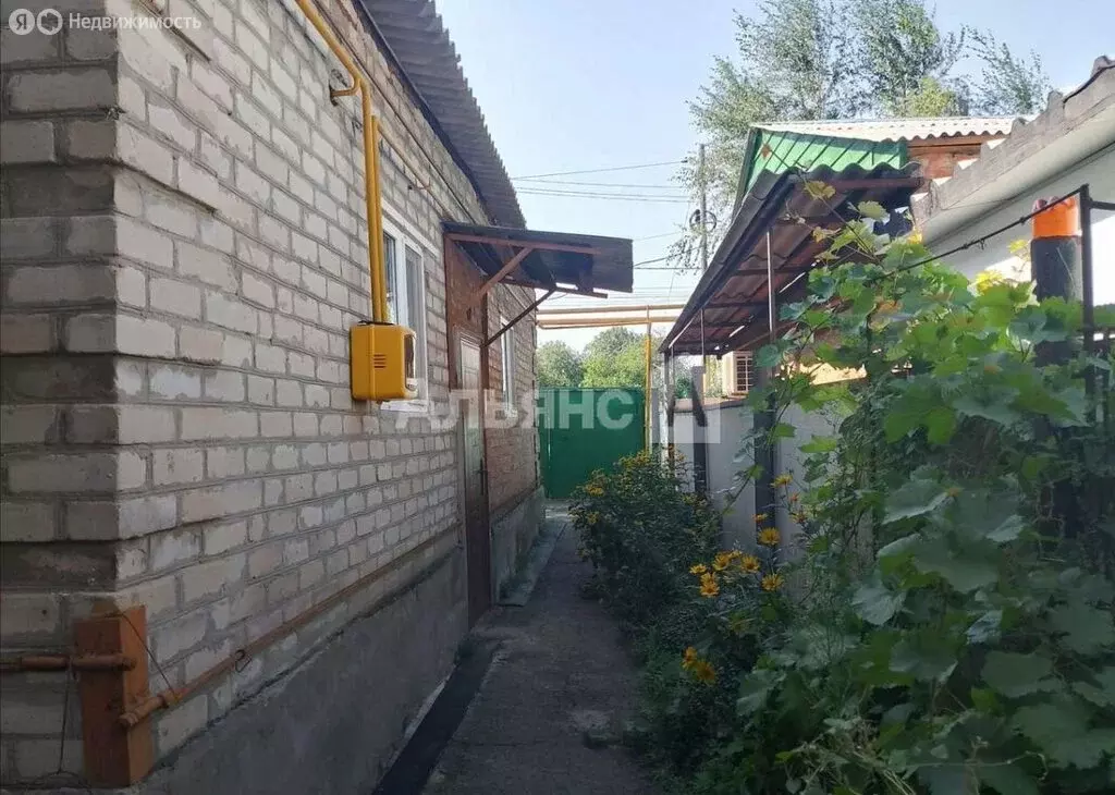 Дом в Шахты, переулок Чкалова (85.8 м) - Фото 1