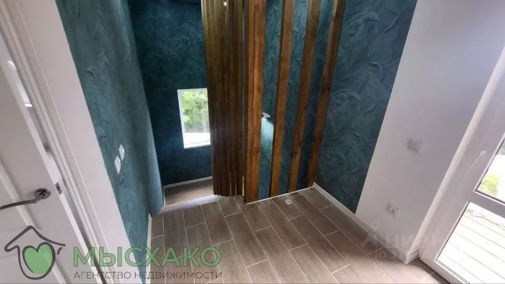 Дом в Краснодарский край, Новороссийск ул. Павла Соловьева, 44К (117 ... - Фото 0