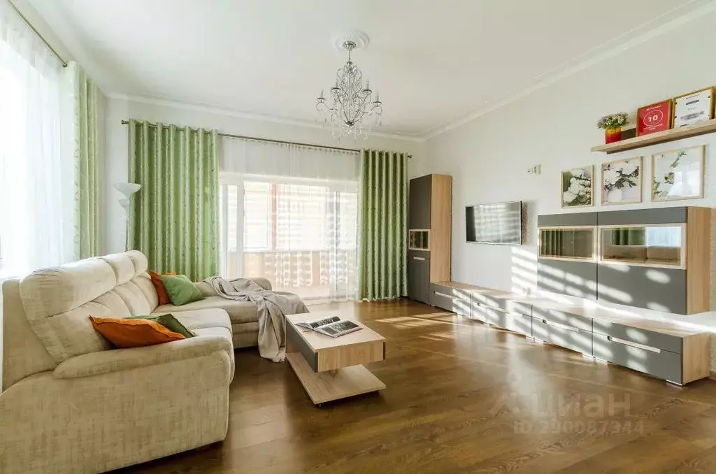 Дом в Псковская область, Псковский район, Писковичская волость, д. ... - Фото 1