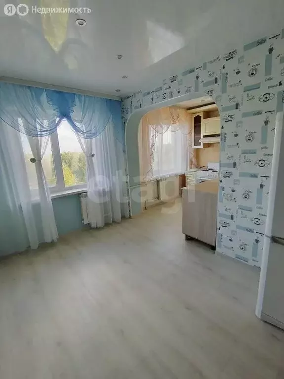 4-комнатная квартира: Юрга, проспект Победы, 12А (58.5 м) - Фото 1