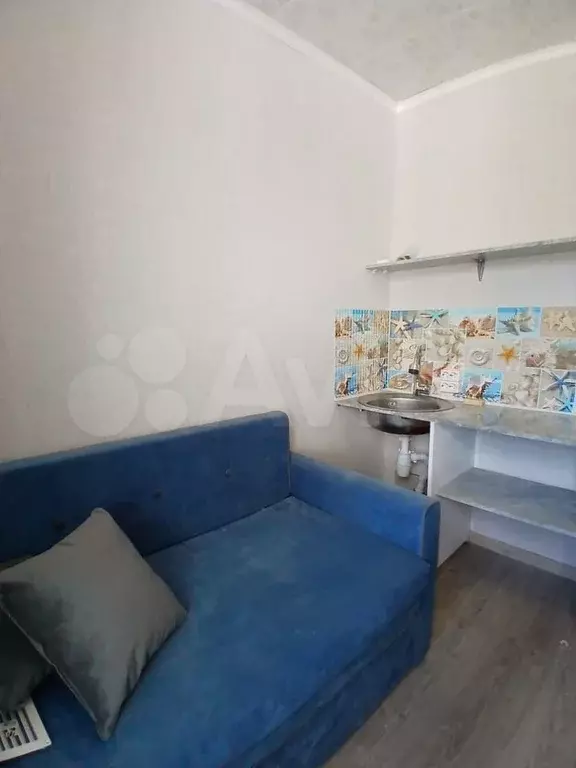 Комната 9,9 м в 9-к., 7/9 эт. - Фото 1