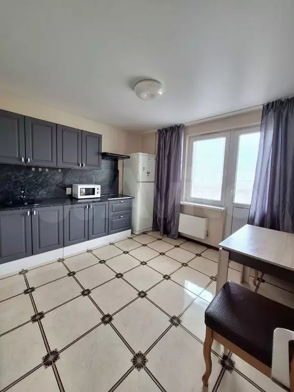 1-к. квартира, 40 м, 11/16 эт. - Фото 0