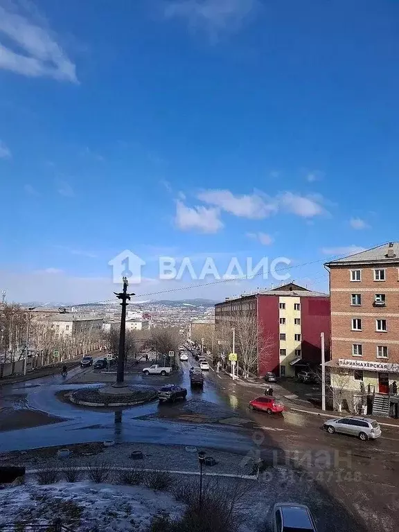 2-к кв. Бурятия, Улан-Удэ бул. Карла Маркса, 25А (59.7 м) - Фото 1