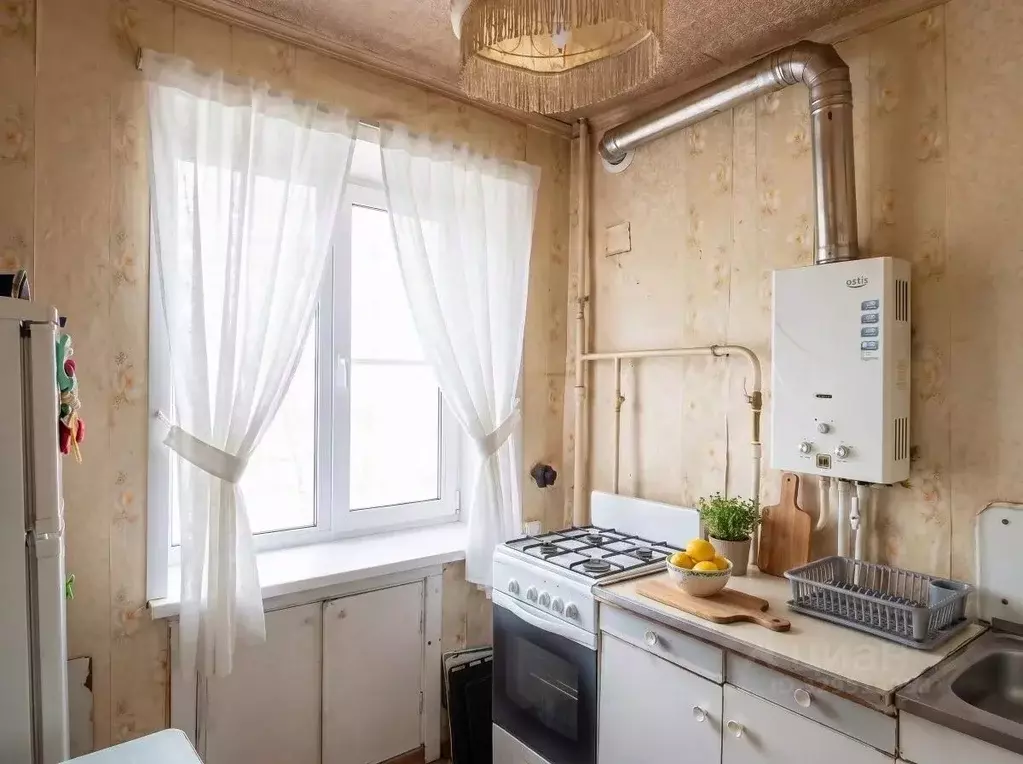 4-к кв. Ростовская область, Таганрог Театральная ул., 6 (62.7 м) - Фото 2