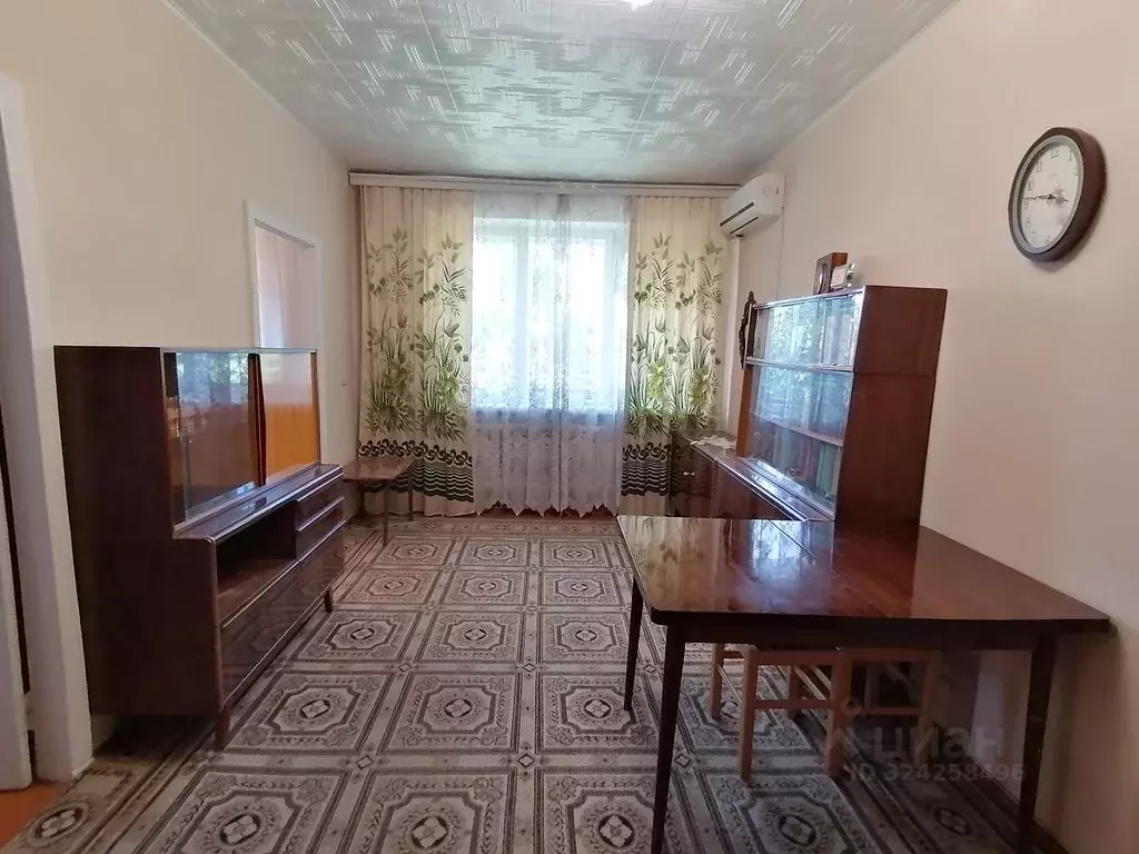 4-к кв. Волгоградская область, Волгоград ул. Кирова, 135А (61.6 м) - Фото 1