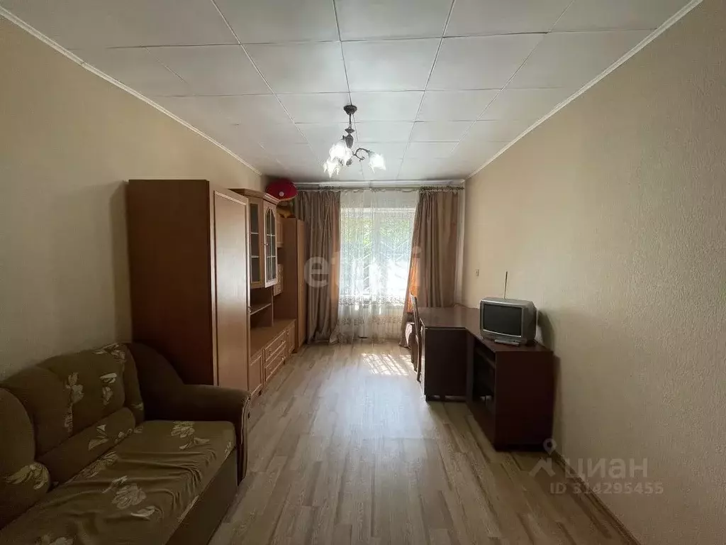 2-к кв. Приморский край, Владивосток ул. Невельского, 4 (51.0 м) - Фото 0
