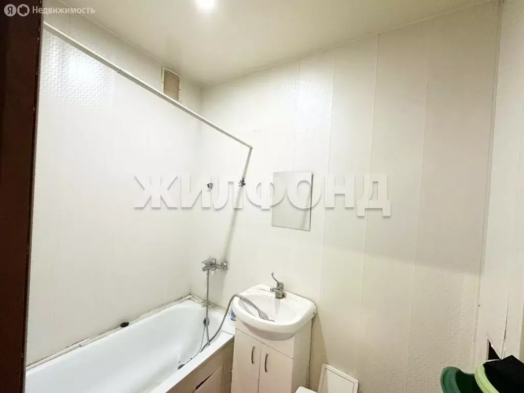 Квартира-студия: Новосибирск, улица Виктора Уса, 13 (19.6 м) - Фото 0