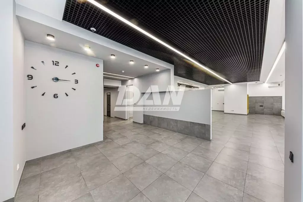 Торговая площадь в Челябинская область, Челябинск ул. Монакова, 4 (267 ... - Фото 1