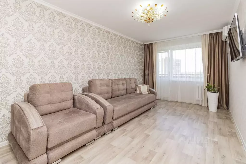 3-к кв. Тюменская область, Тюмень ул. Самарцева, 34 (61.4 м) - Фото 1