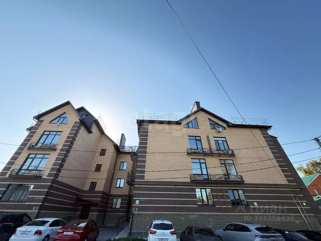 2-к кв. Ульяновская область, Ульяновск ул. Мичурина, 11 (85.0 м) - Фото 0