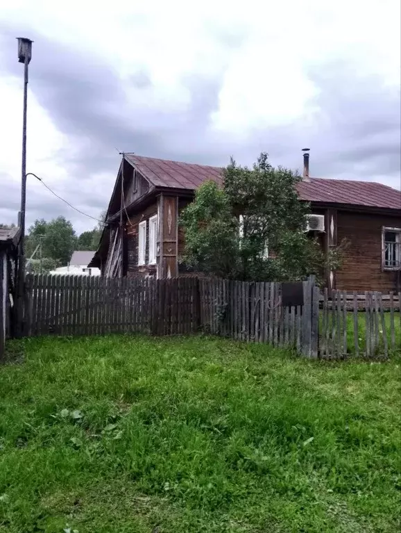 Дом в Кировская область, Киров городской округ, с. Бахта ул. Лесная, 3 ... - Фото 0