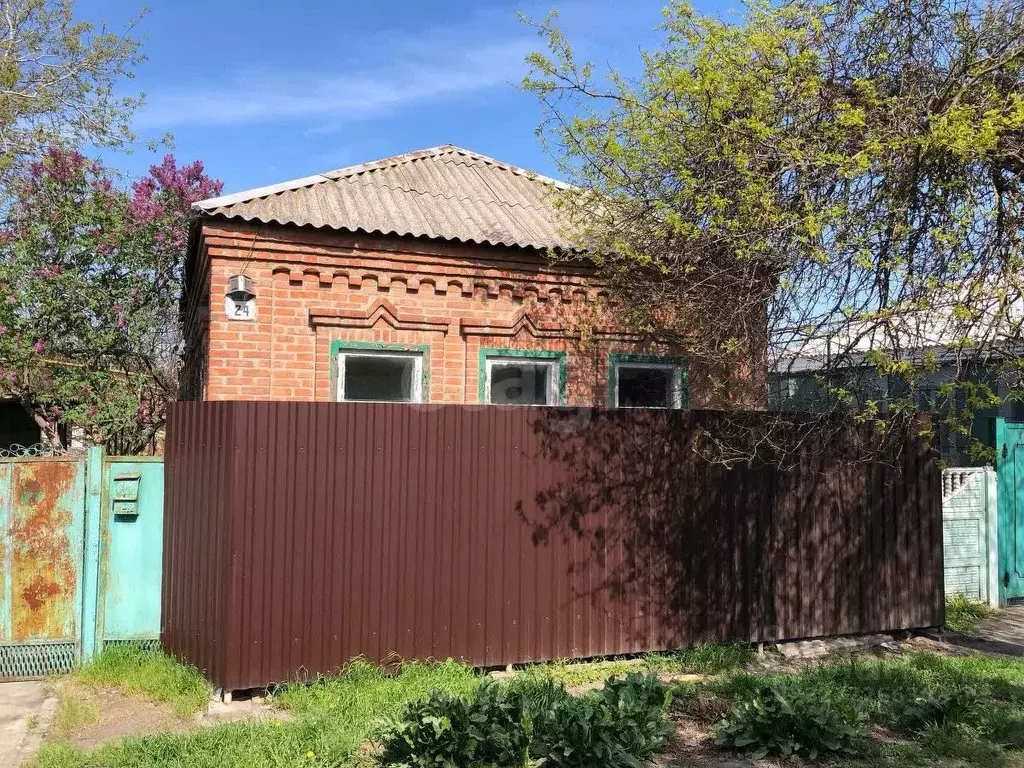 Дом в Ростовская область, Батайск ул. Думенко (83 м) - Фото 1