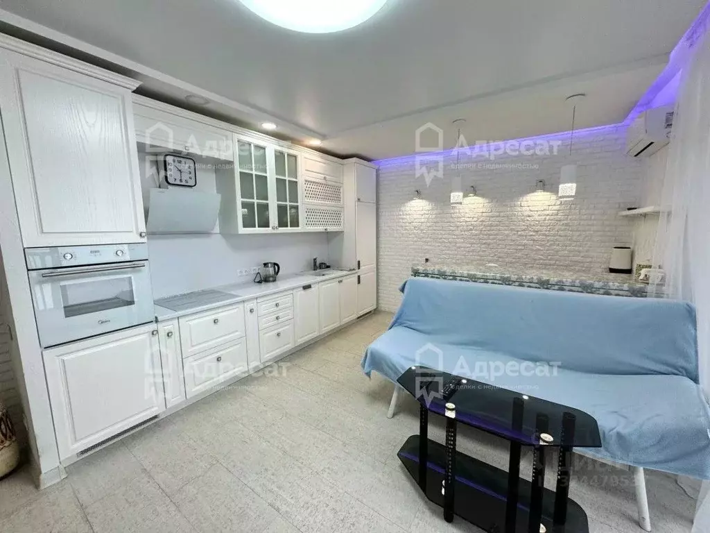 3-к кв. Волгоградская область, Волгоград Батальонная ул., 9 (70.0 м) - Фото 1