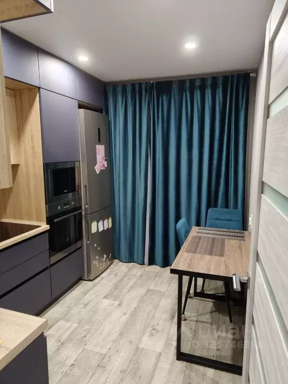 2-к кв. Алтайский край, Барнаул ул. Панфиловцев, 35 (52.3 м) - Фото 1