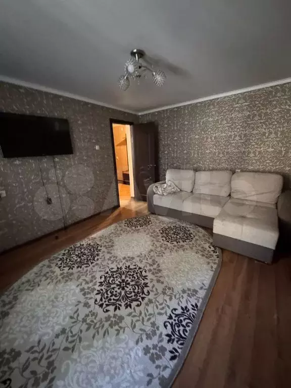 2-к. квартира, 45 м, 1/5 эт. - Фото 0